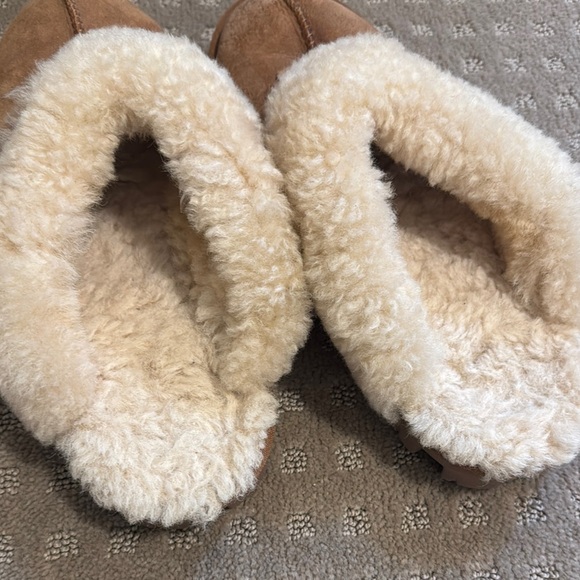 UGG Sheepskin Slippers - Picture 2 of 3